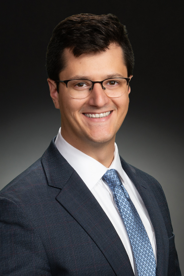  "Initiative is expected, not just allowed," said 3rd-year Associate Nick Steverson on how partners embraced his mid-trial ask to lead a key argument. 